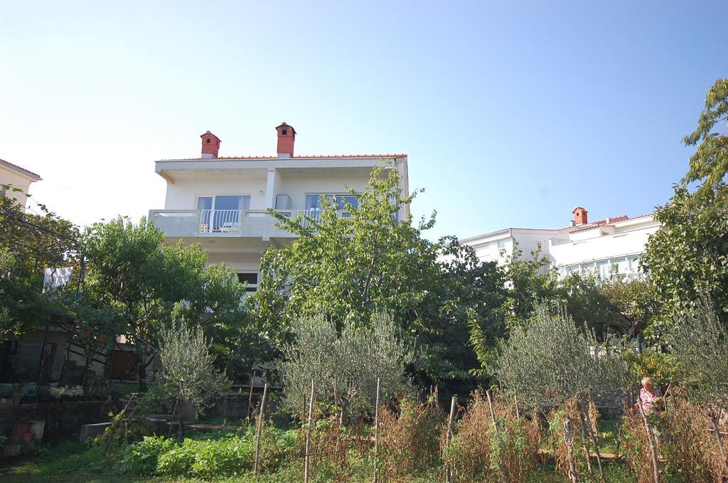 Apartments Curicta 1 Krk Town Exterior photo