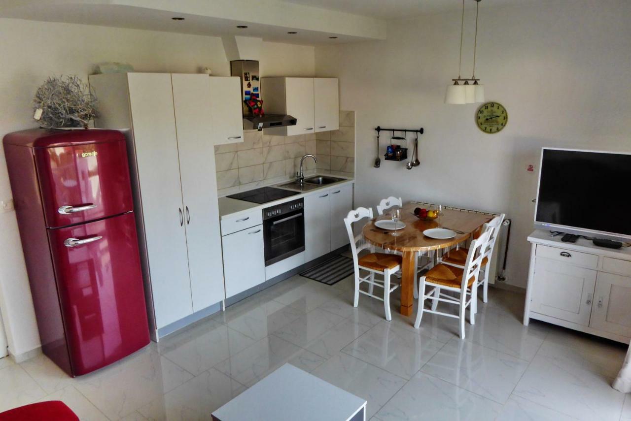 Apartments Curicta 1 Krk Town Exterior photo