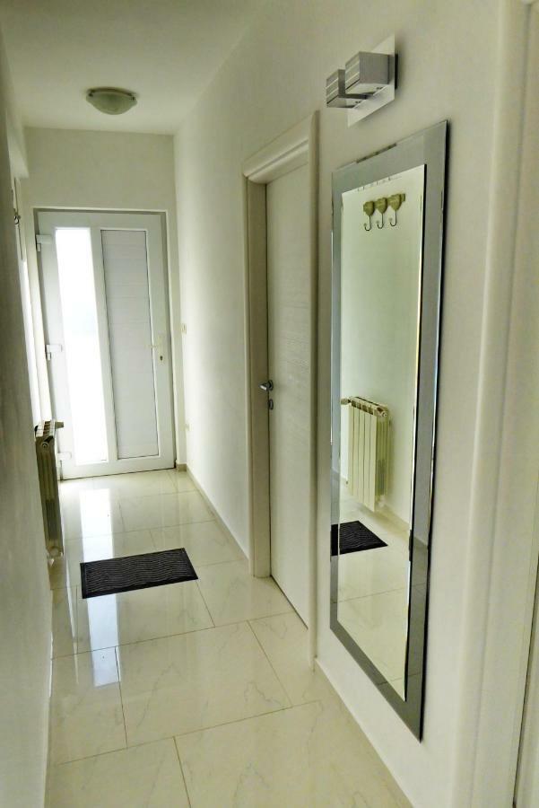 Apartments Curicta 1 Krk Town Exterior photo